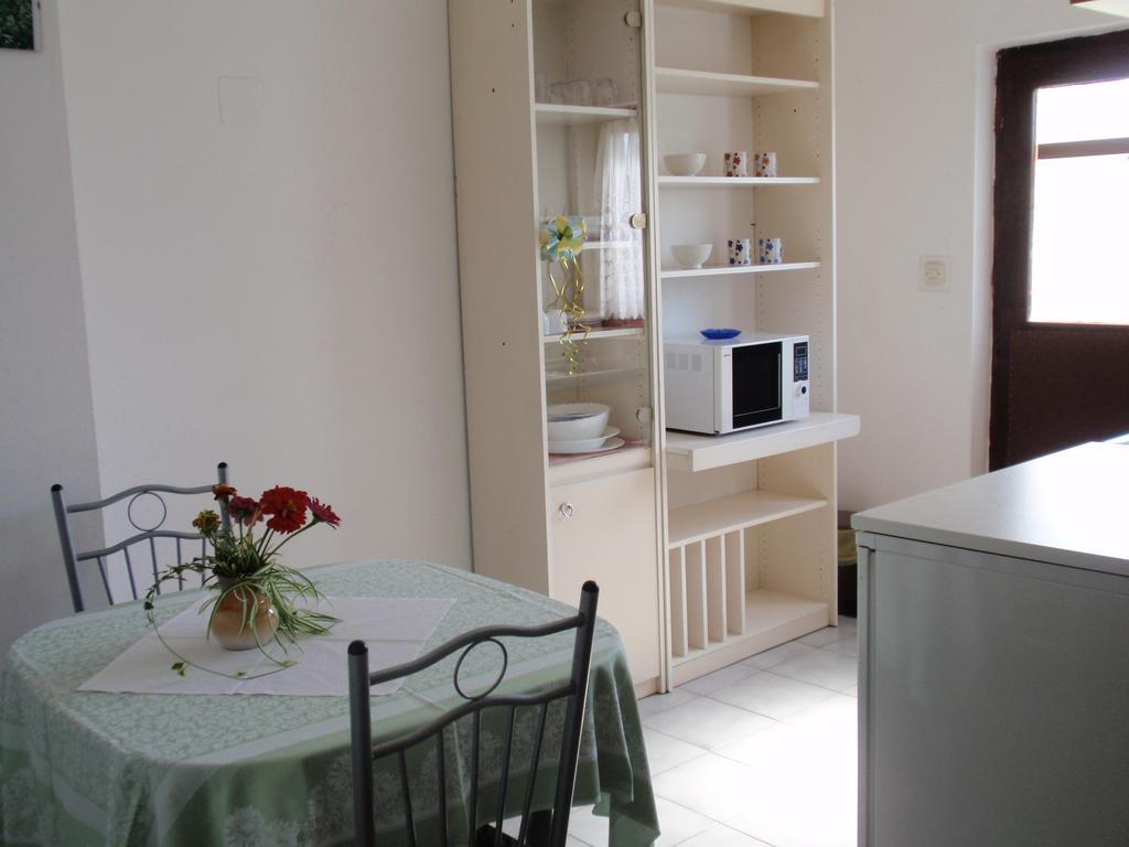 זאגרב Apartments Maximir מראה חיצוני תמונה